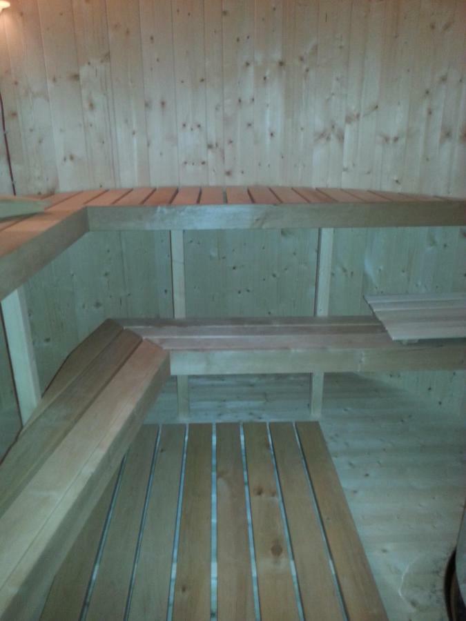Chalet Tyrol Fuegen Exterior photo