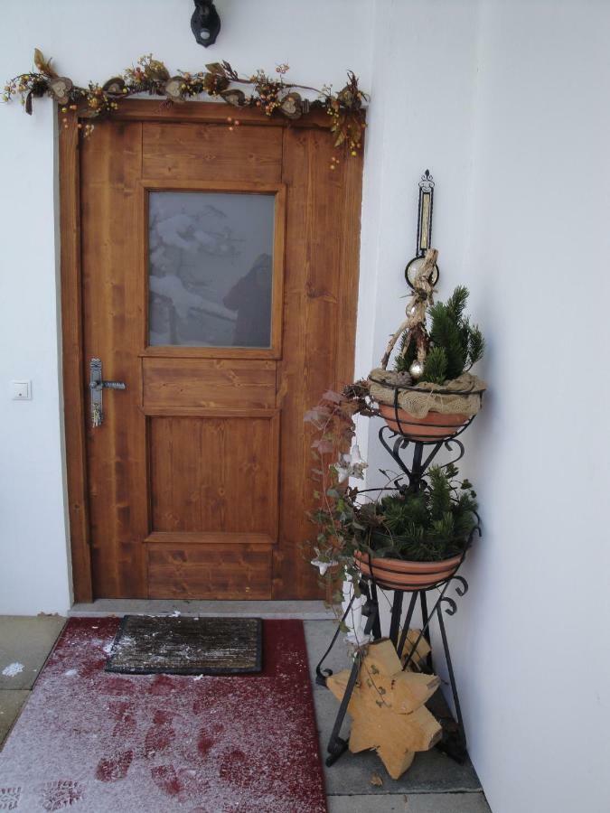 Chalet Tyrol Fuegen Exterior photo
