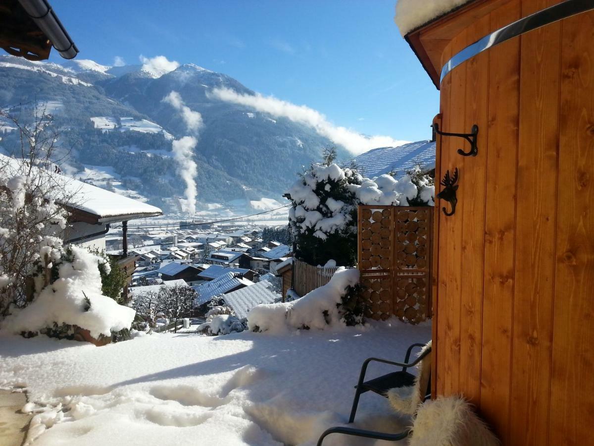 Chalet Tyrol Fuegen Exterior photo